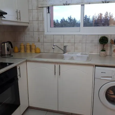 Blue Flamingo Holiday Apartment *